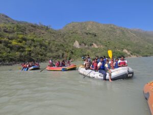 Rafting in Shimla Tattapani 12Km