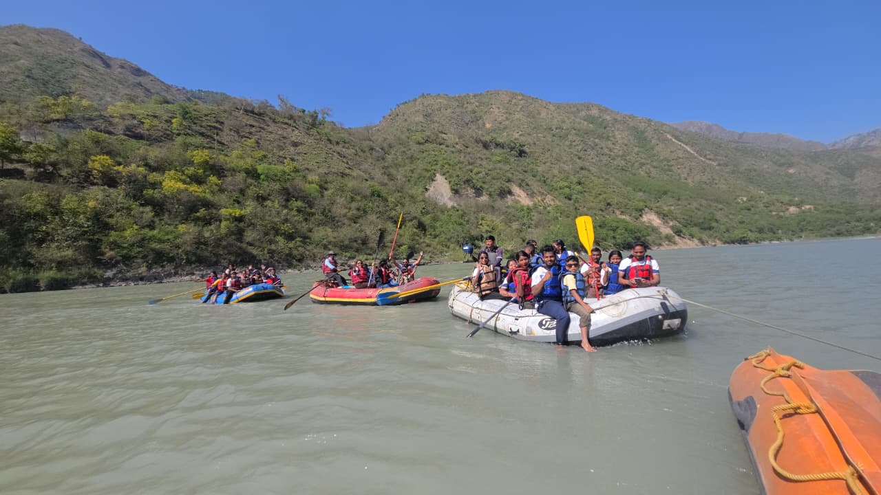 Rafting in Shimla Tattapani 12Km